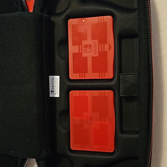 Nintendo Switch Carrying Case Super Mario Odyssey Deluxe Travel Case - Picture 7 of 9